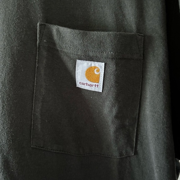 Carhartt Relaxed Fit Black Tee - Picture 2 of 3